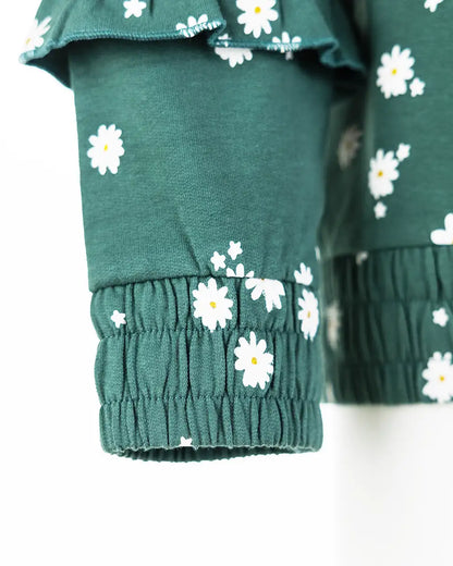 GIrl Pullover Daisies